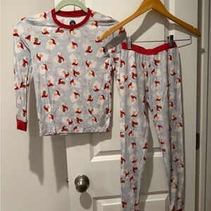 Kids Santa Bamboo Pajamas Set size 9/10 New!